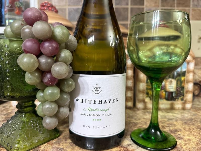 Whitehaven New Zealand Sauvignon Blanc White Wine, 750ml Glass Bottle 