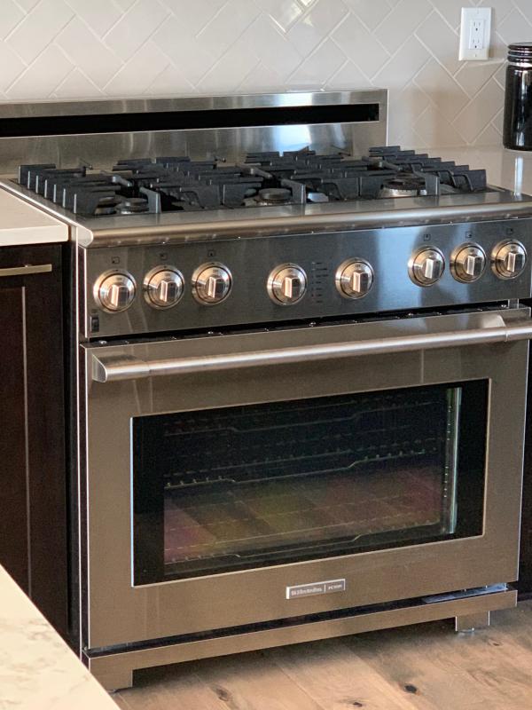 Electrolux ICON 36-in 6.4-cu ft Self-cleaning Gas Range (Stainless