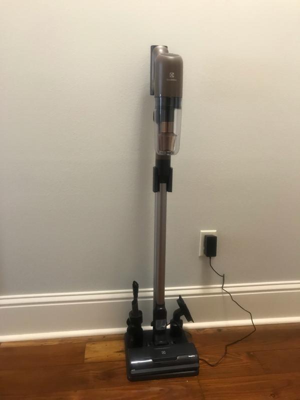 Ultimate700™ Complete Home Vacuum | Vacuums | Electrolux Ultimate700™ Complete Home Vacuum | Vacuums | Electrolux