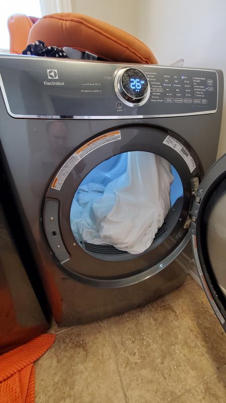 Electrolux Front Load Perfect Steam™ Gas Dryer with Electrolux Front Load Perfect Steam™ Gas Dryer with
