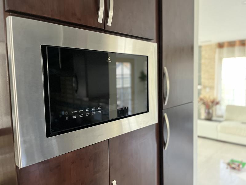 30 Built-In Side Swing Microwave Oven