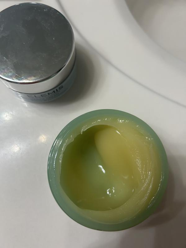 Customer photo for "Half empty container of product"