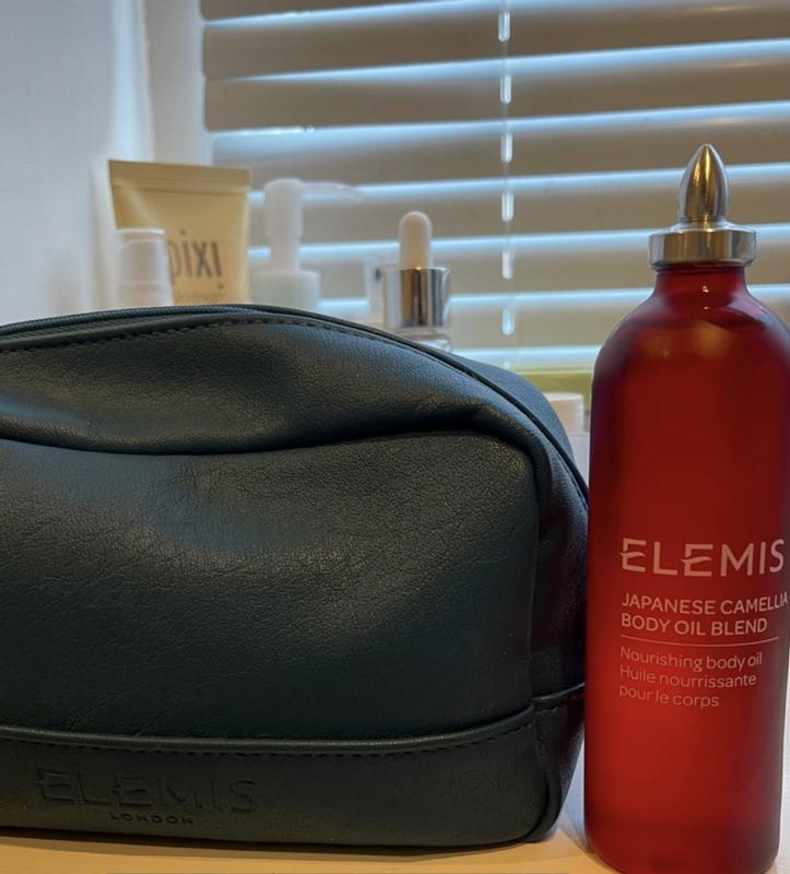 Customer photo for "This oil has safe my pregnant belly from marks"
