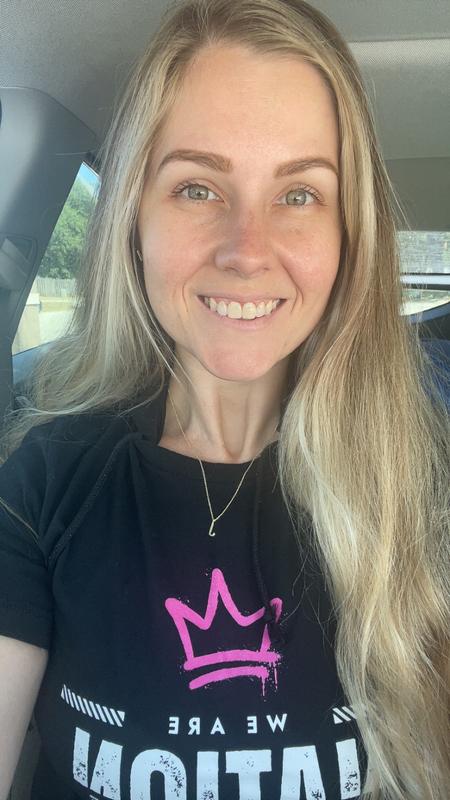 No makeup on in this pic (besides eyebrows and mascara)