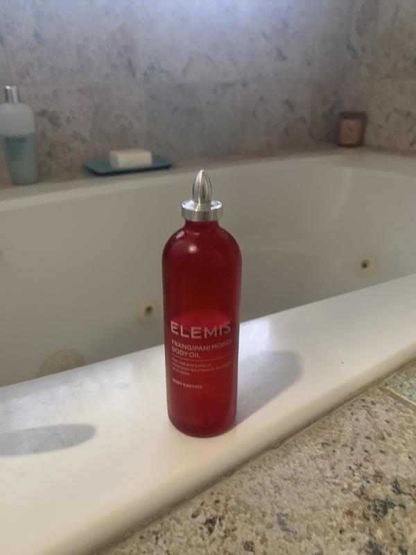 Customer photo for "Frangipani oil"