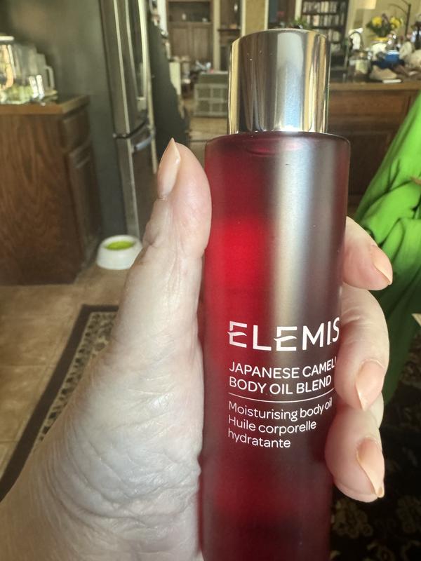 Customer photo for "Five stars, a must have"