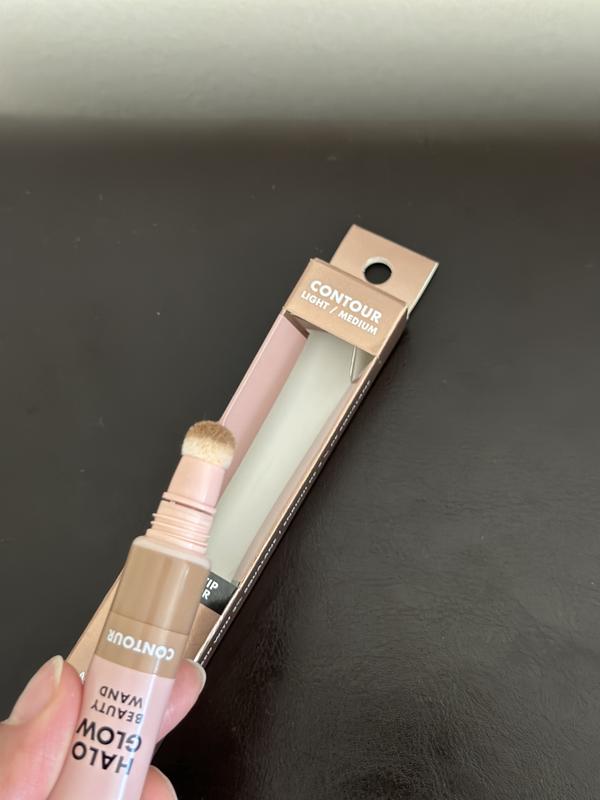 ✨NEW DRUGSTORE CONCEALER✨ ​This is the new L'Oreal True Match Radiant Serum  Concealer and I got the shade W4. It's a lightweigh