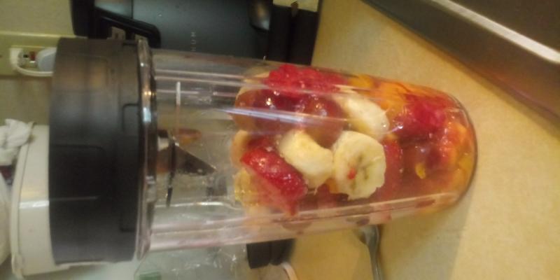 Fresh fruit smoothies, everyday!