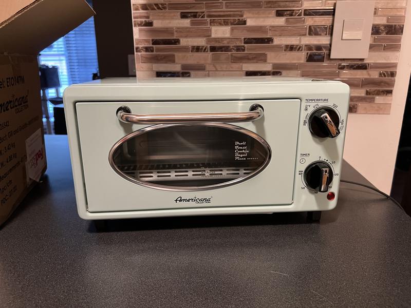 Nostalgia RTOV220AQ Retro 12-Slice Convection Toaster Oven