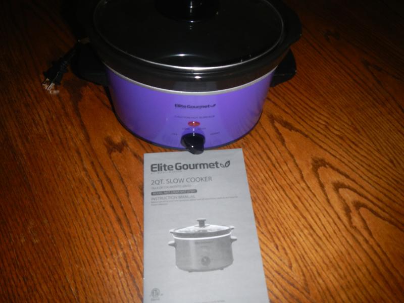 Best Buy: Elite Gourmet 2Qt. Oval Slow Cooker Red MST-275XR