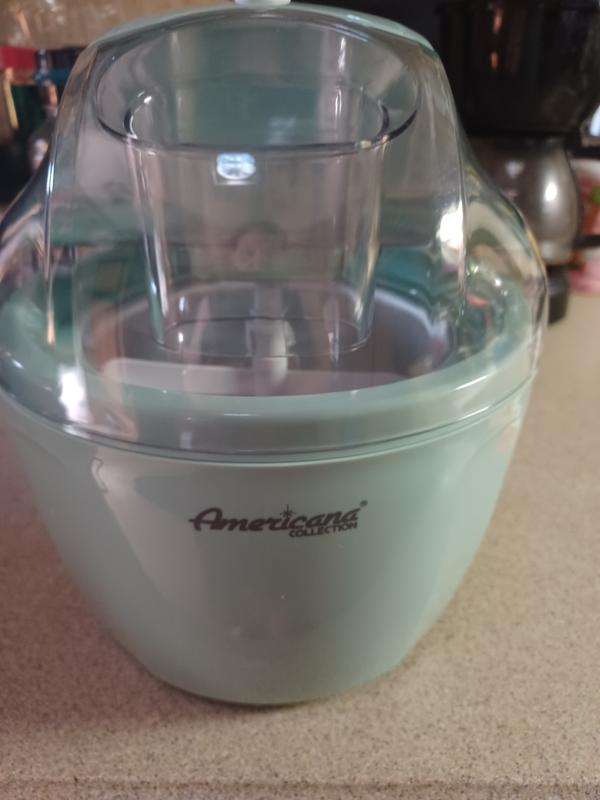 Americana - 1.5Qt. Electric Ice Cream Maker - Mint