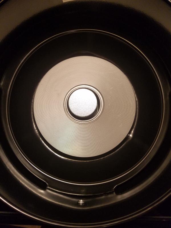 Inner pot lined with metal for even cooking!