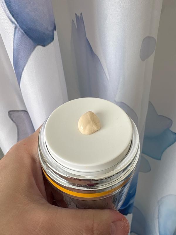 Customer carousel item 6.