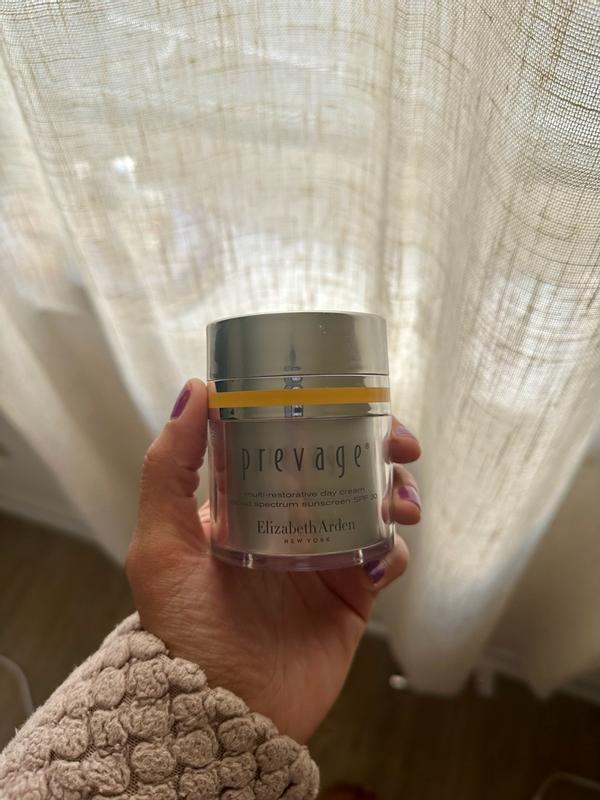 Customer carousel item 11.