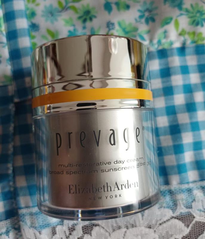 Customer carousel item 4.