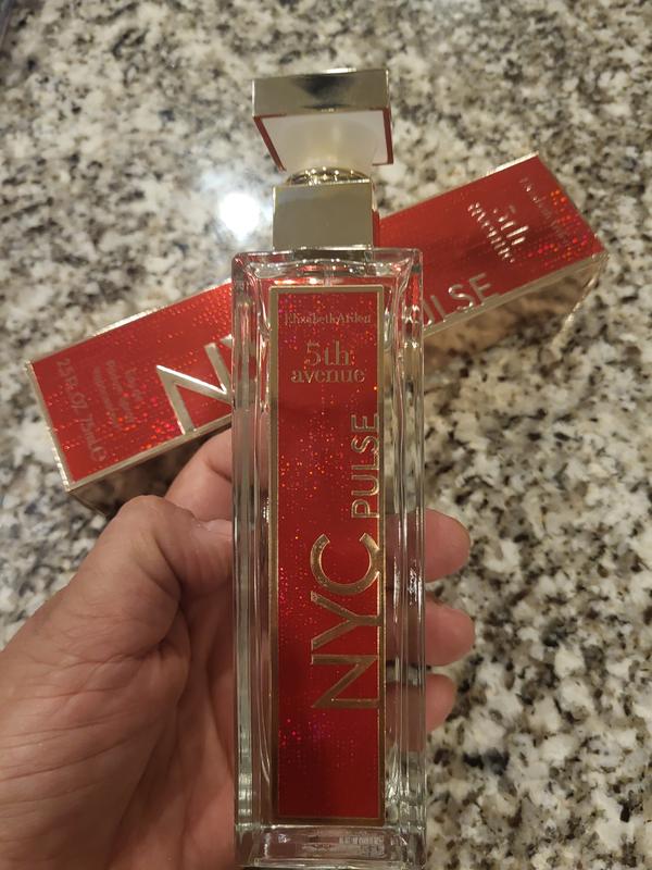 Elizabeth arden discount 5th avenue red