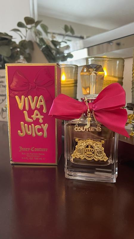 Customer carousel item 11.