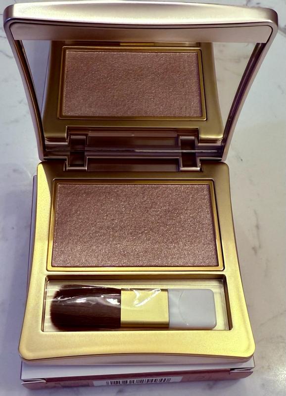 Customer carousel item 3.