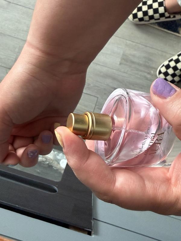 Customer carousel item 9.