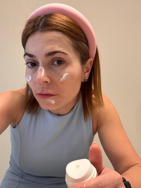 Customer carousel item 10.