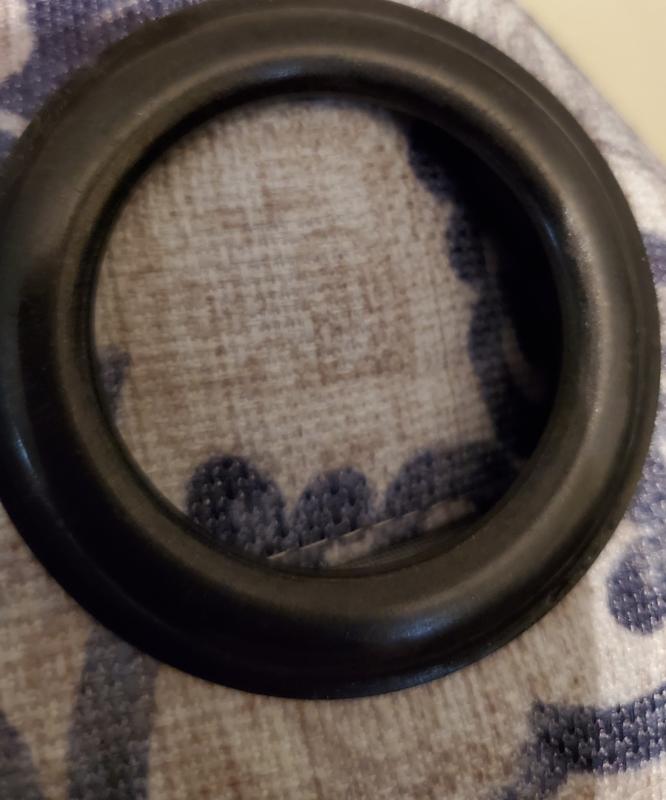 Love the dark metal of the grommet hole