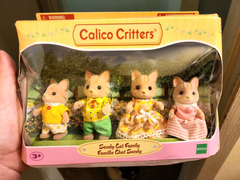 Figurine chat calico