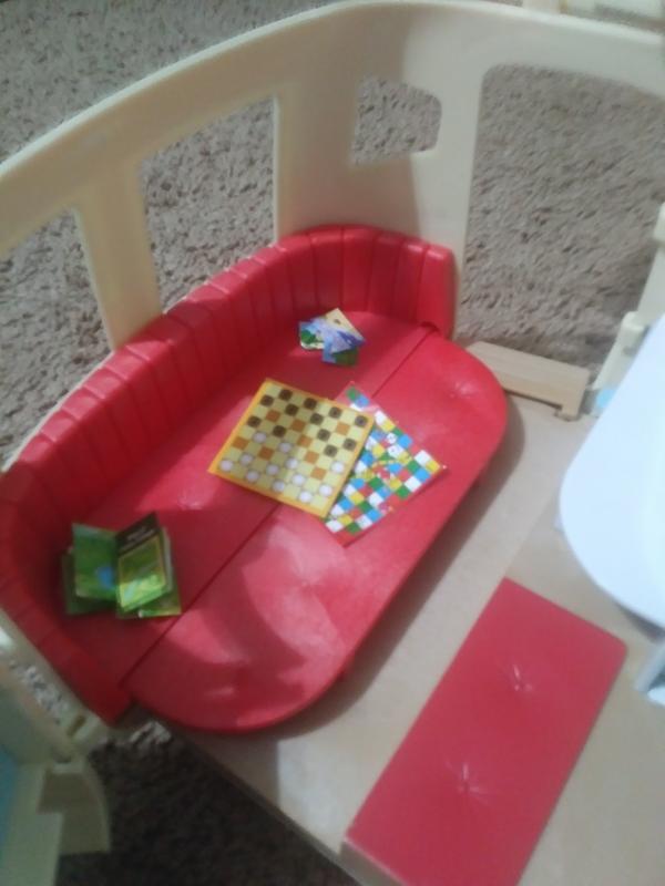 Fold out bed to couch