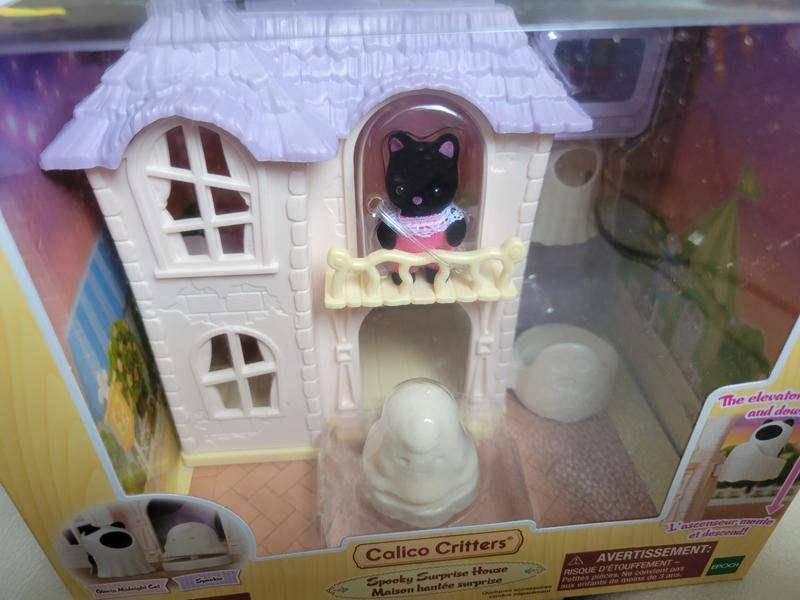 Best Cico Critters  Spooky Surprise House!