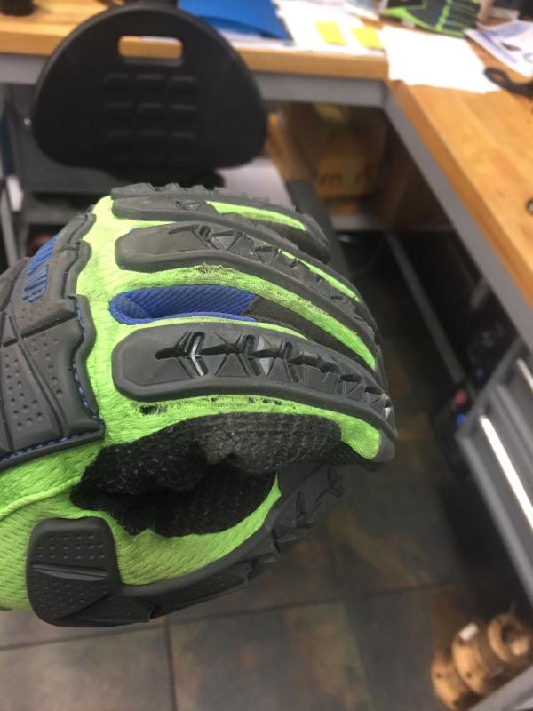 Great outdoor glove.