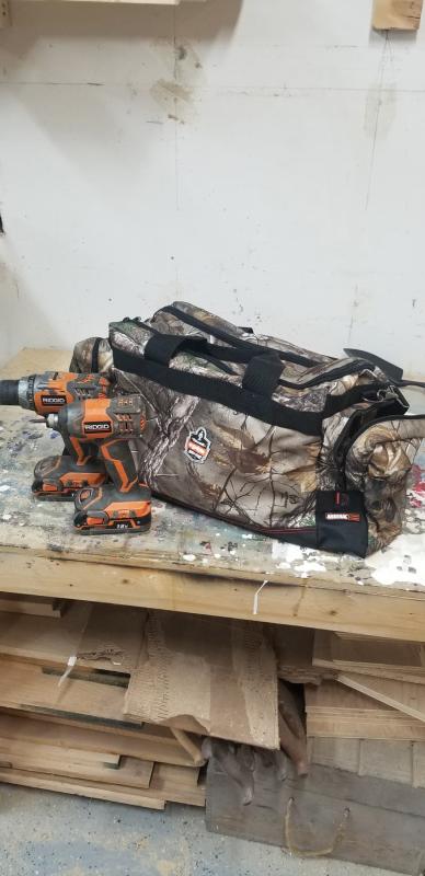 Perfect duffle bag for tools or road trips