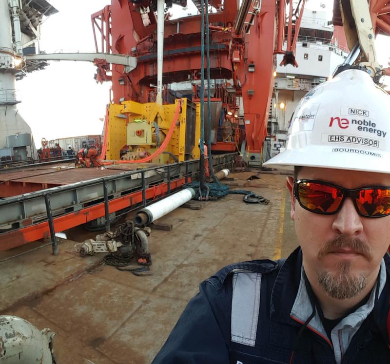 Lowering PLET on main deck