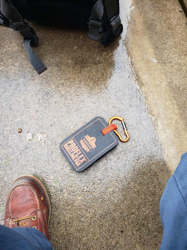 Take a knee and face out