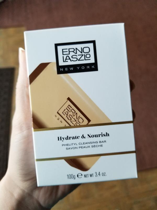 Customer photo for "GREAT FOR WINTER SKIN"