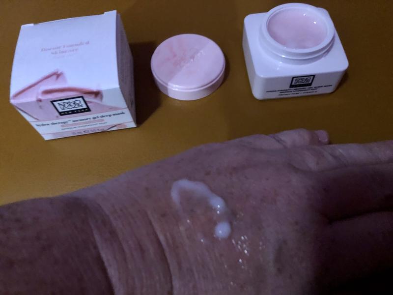 Customer photo for "Prickly pear + vitamin E gel sleep mask"