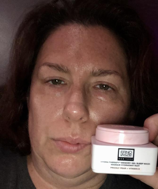Customer photo for "Prickly pear + vitamin E gel sleep mask"