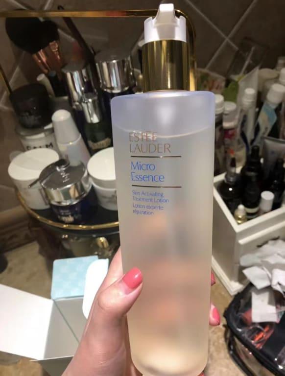 Estée Lauder Micro Essence Skin Activating Treatment Lotion
