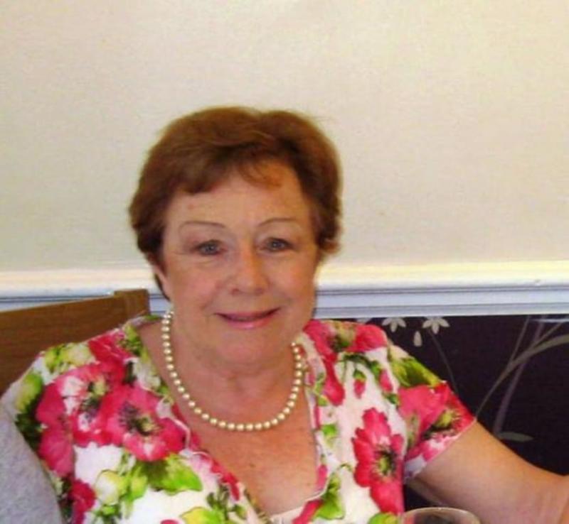 In my late 60s - use EL make-up products