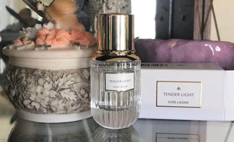 NIB Estée Lauder Tender Light good EDP Perfume