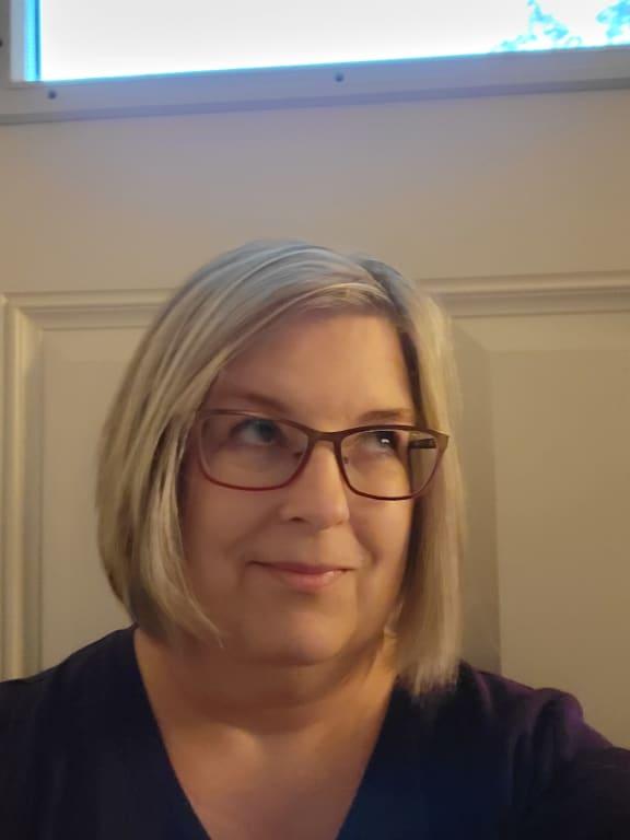 Sorry for looking upwards, but I have a droppy eyelid