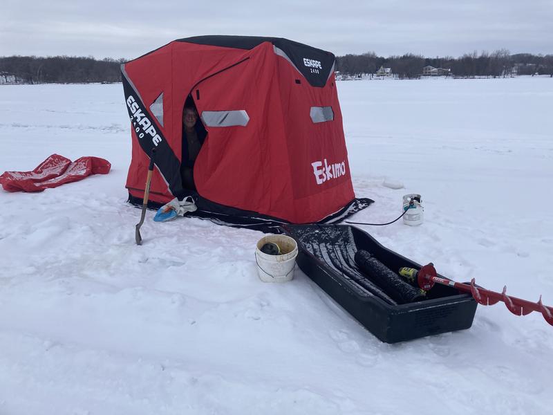 Eskimo Eskape 2400 Ice Shelter