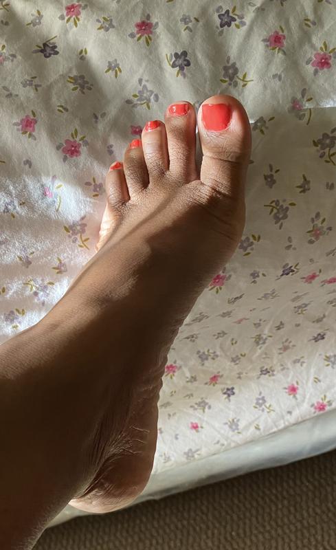Freshly after applying nail polish to my toes