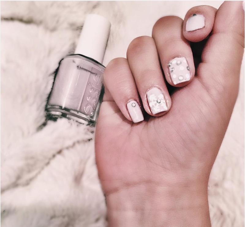 Go Ginza, nail art done by @pictureperfectpolishblog on Instagram