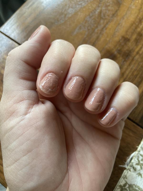 Pink Fantasy Sheer Polish Nail Sheer Couture Gel - Essie -