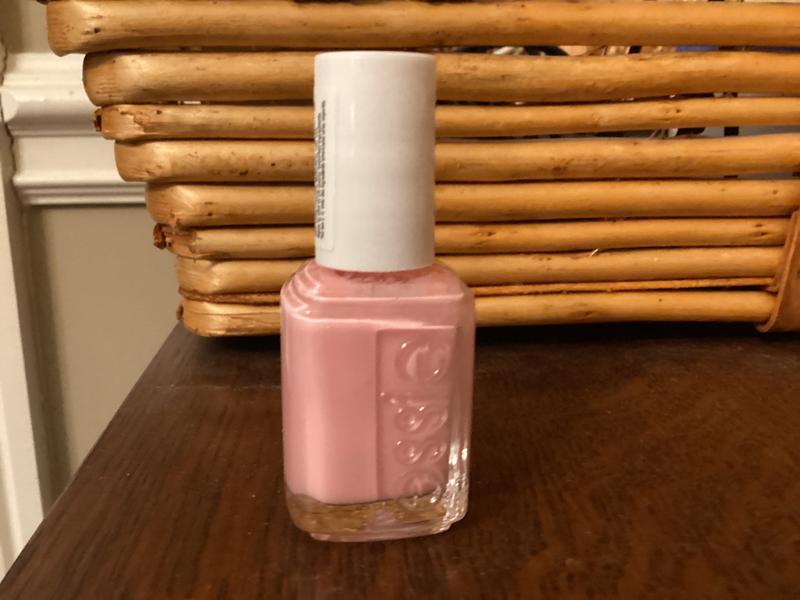 muchi, muchi - creamy light & pink polish - color essie nail nail