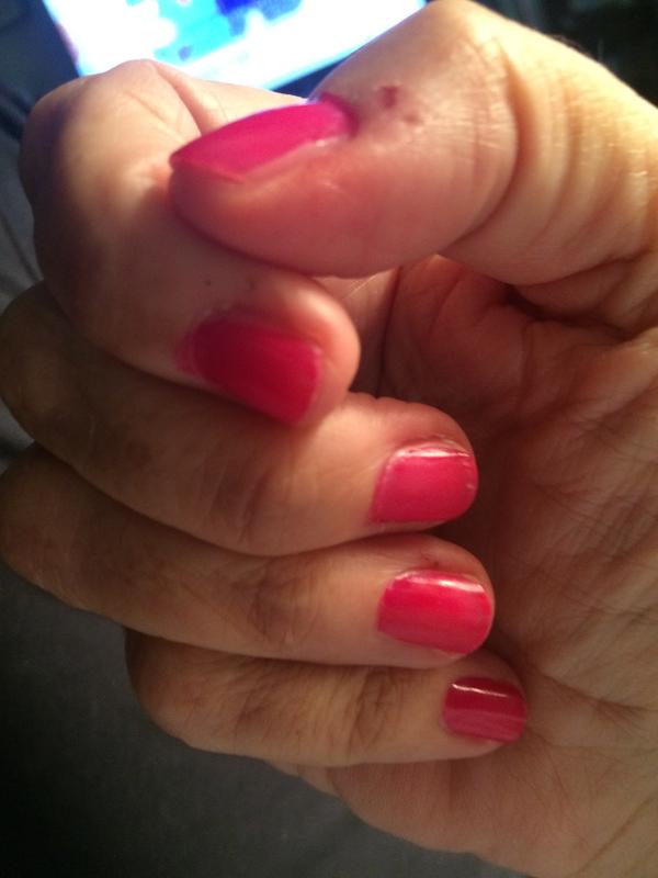 bachelorette bash - creamy fuchsia nail polish & nail color - essie