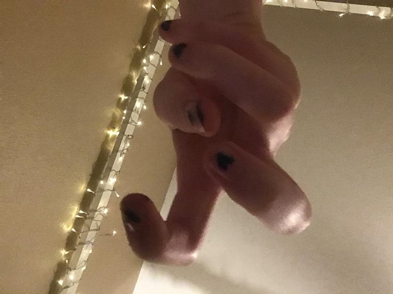 nails