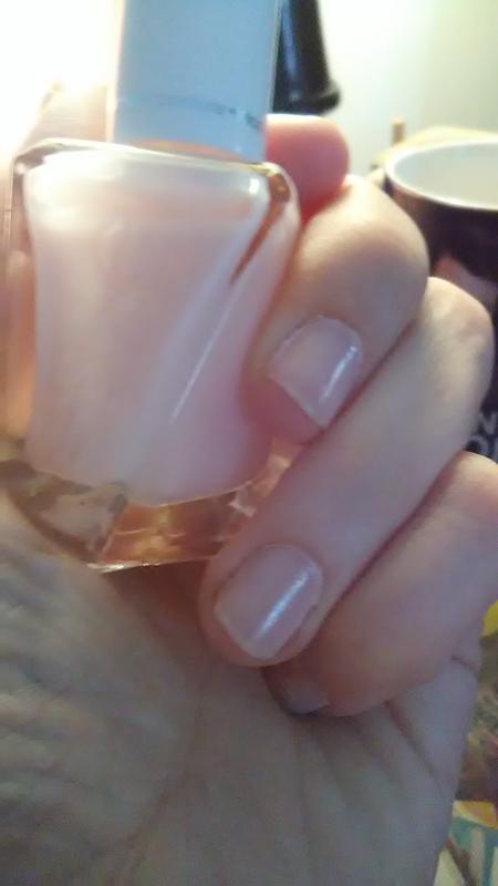 Review: Essie Gel Couture Polish Essie Gel Couture, Essie Gel, Gel Couture