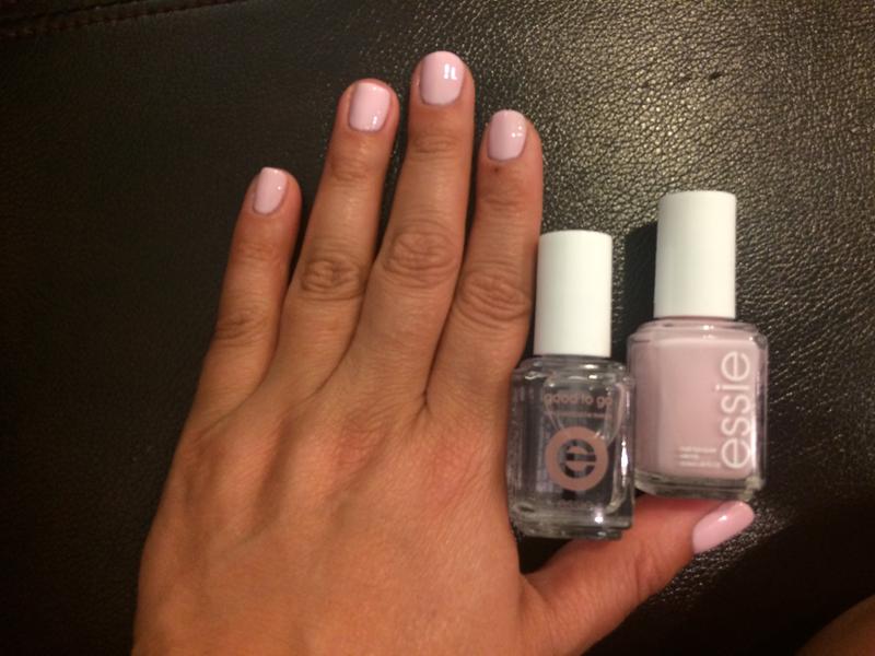 en sælger voldgrav Horn minimalistic - light pink nail polish, nail color & lacquer - essie