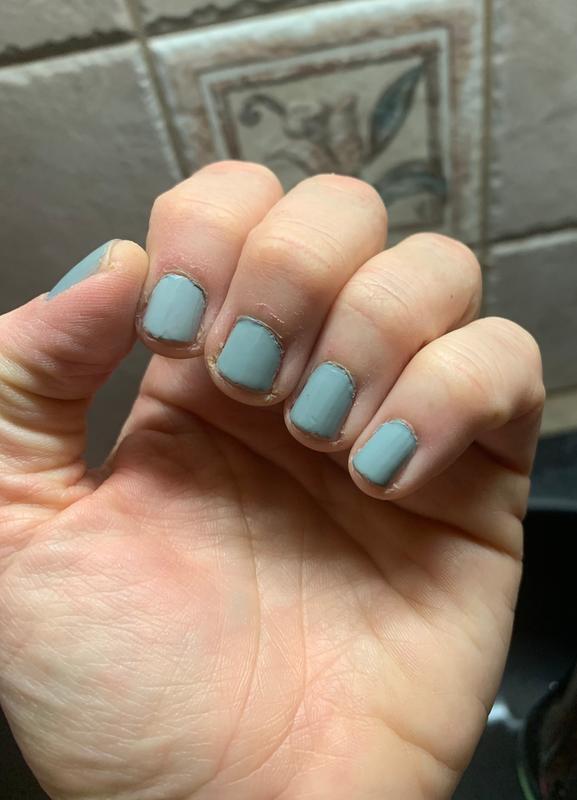 Picture reflects 3 days of wear, hardly chipping!