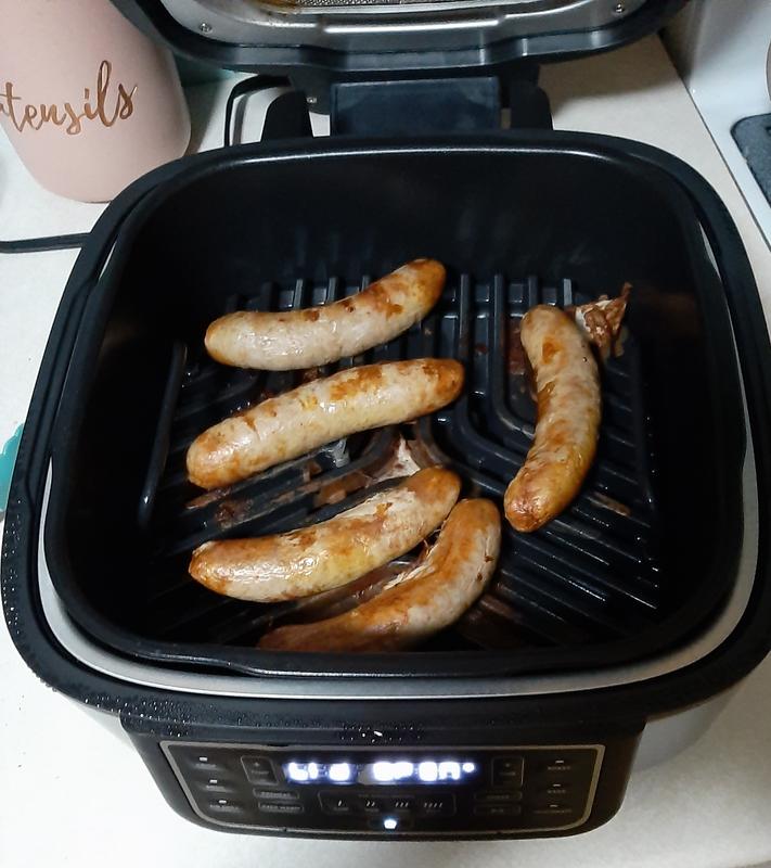 Cosori VeSync Aeroblaze Indoor Grill offers 8 cooking functions & 4  grilling temperatures » Gadget Flow